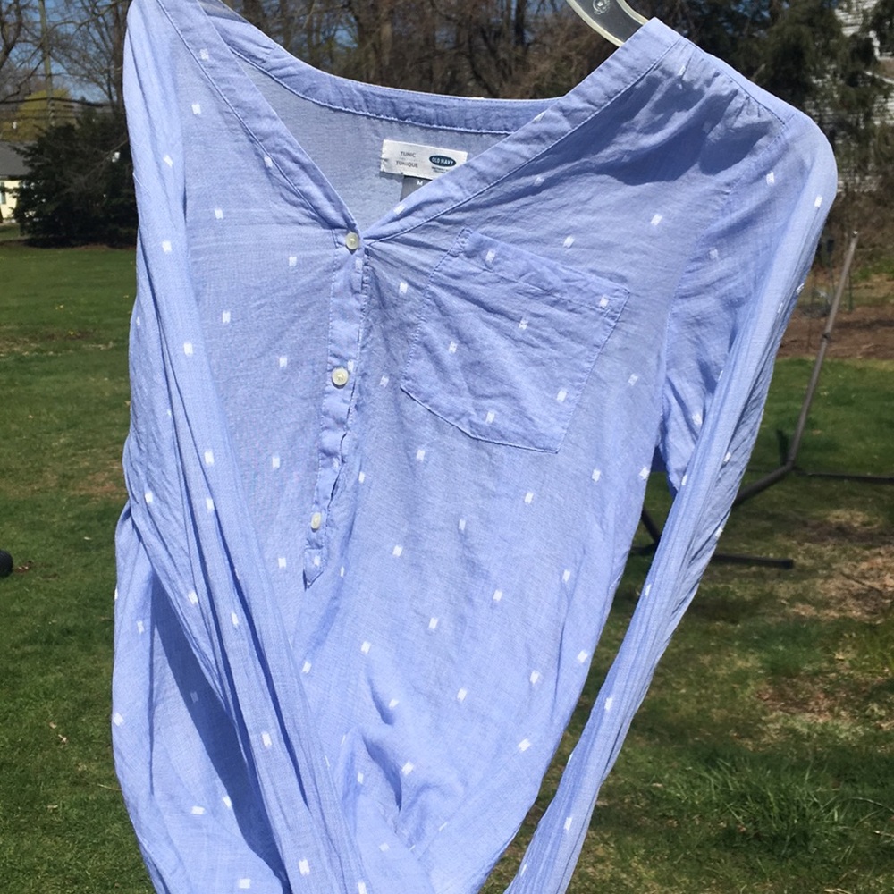 old navy shirt light weight. blue w white stitch - Picture 4 of 4